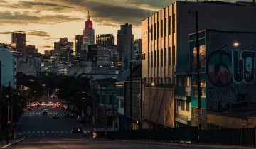 Finding Beauty in the Ordinary: The Aesthetics of Everyday Street Scenes
